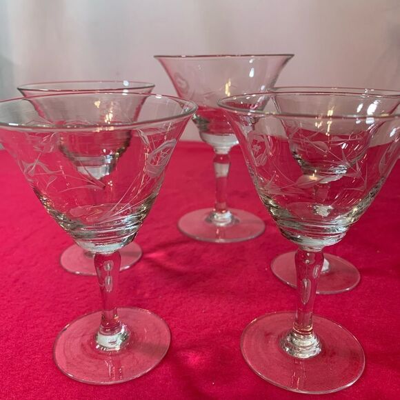 Vintage 1980’s Fostoria Crystal Etched “Rose” Pattern Glasses - Picture 3 of 5